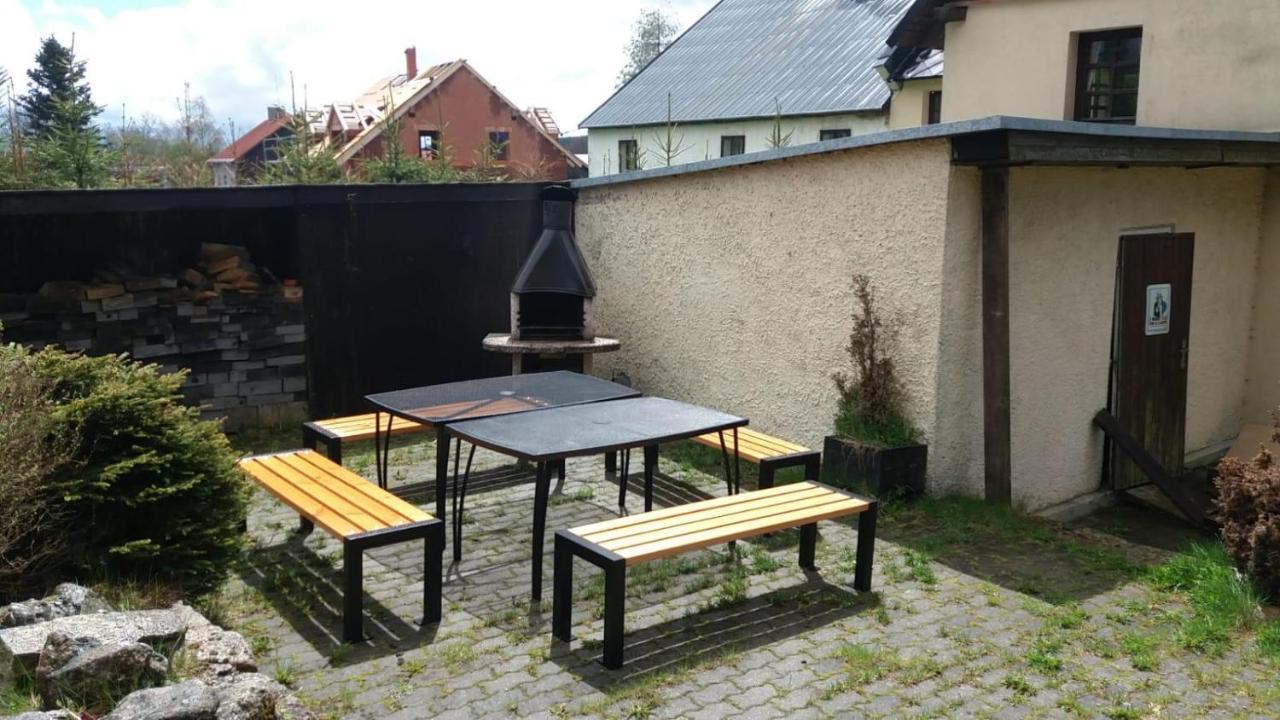 Chalupa Hrazdenka V Krusnych Horach Horní Blatná Eksteriør bilde